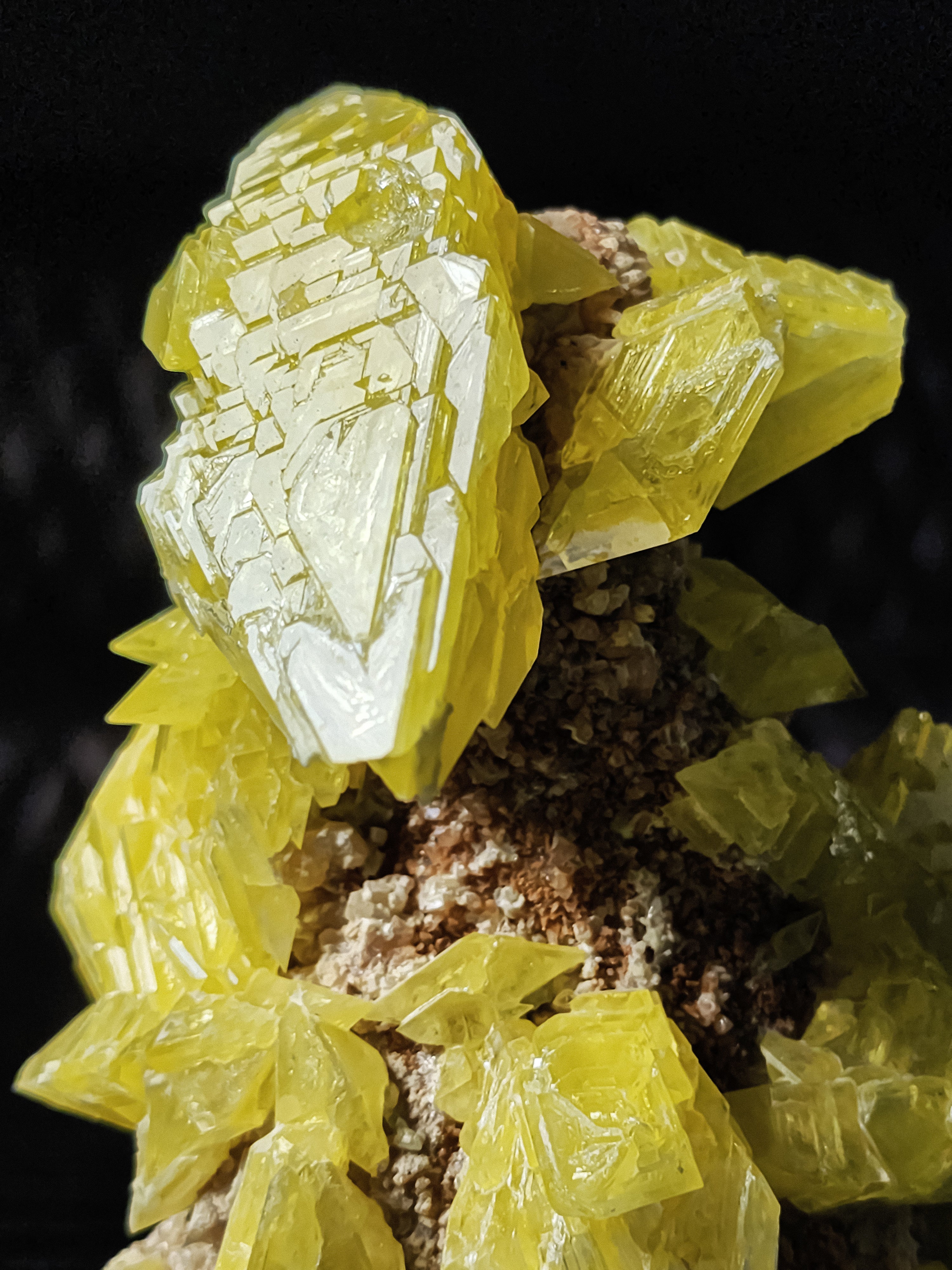 Sulfur on Silica Matrix - 2.03 lbs. Italy